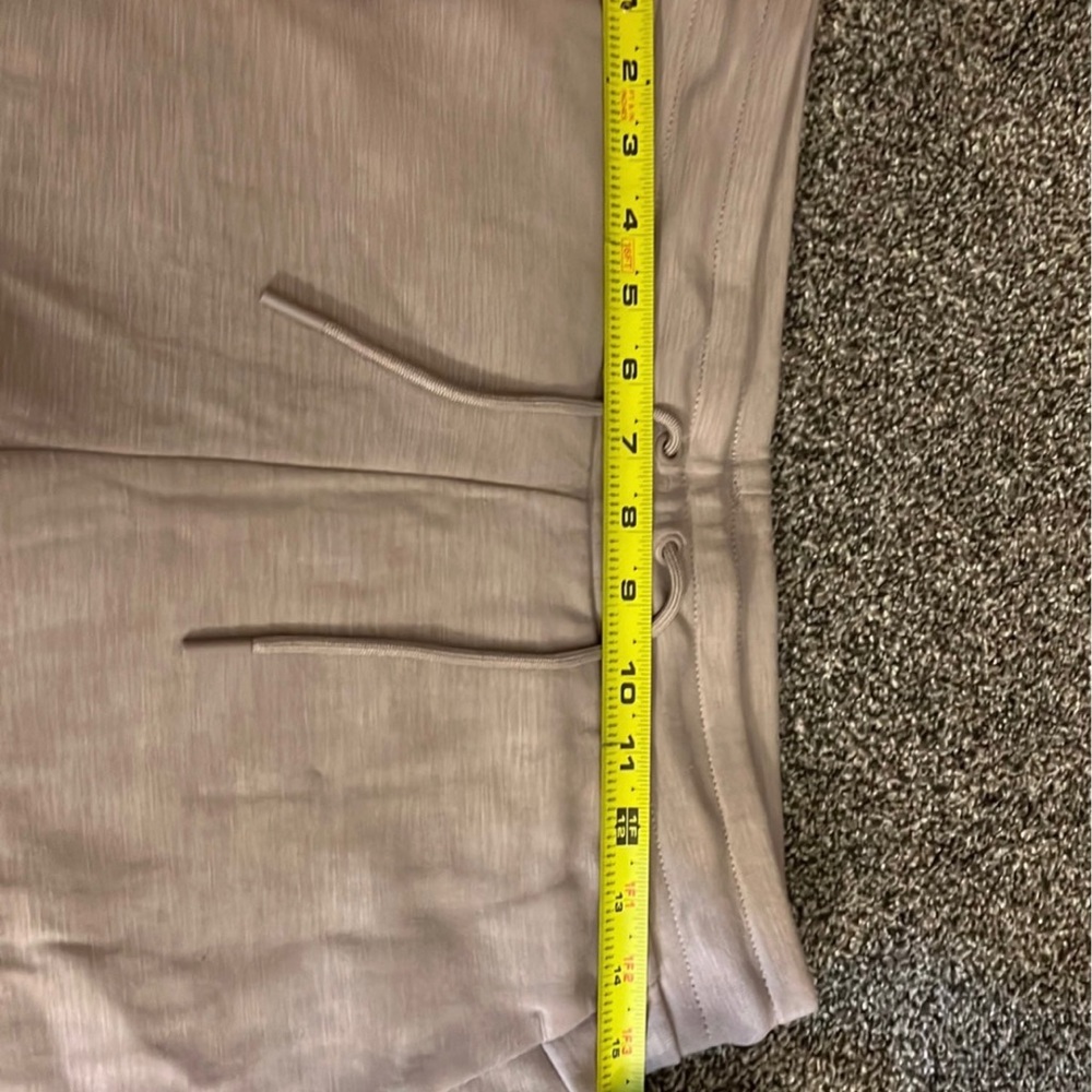 Nike Sweatpants - Picture 3 of 5